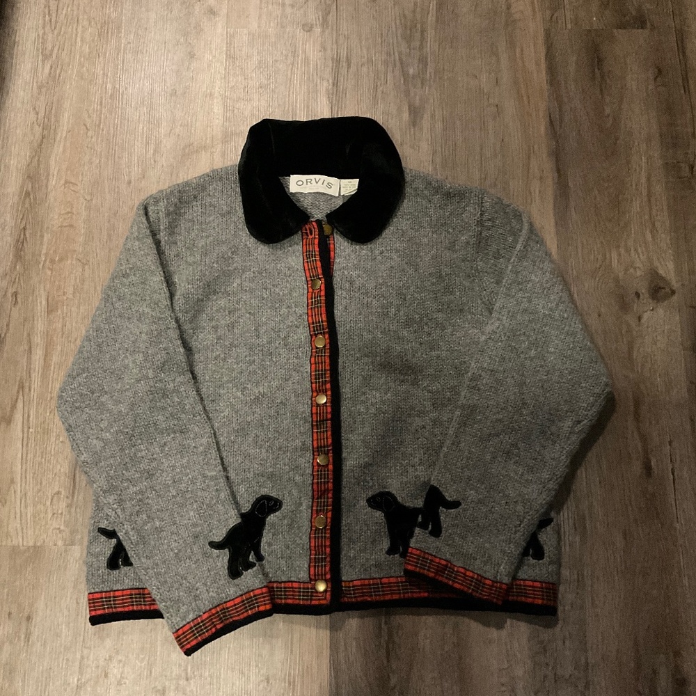 Orvis Dog Applique Wool Cardigan Sweater in Grey, Medium
